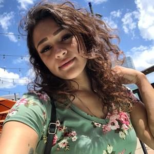 Meet your Posher, Kelsey